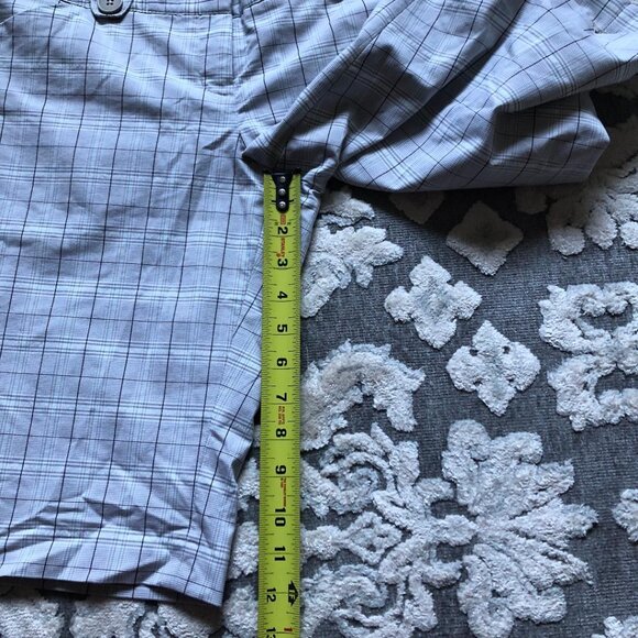 Express, Beige Plaid, Lightweight, Bermuda Shorts. Size 6 - Picture 6 of 7